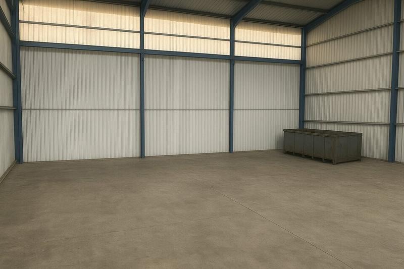 Local d'activité / Entrepôt - 1 000 m²