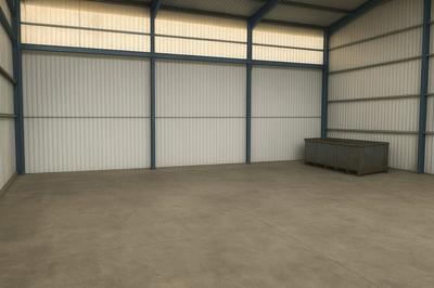 Local d'activité / Entrepôt - 1 000 m²