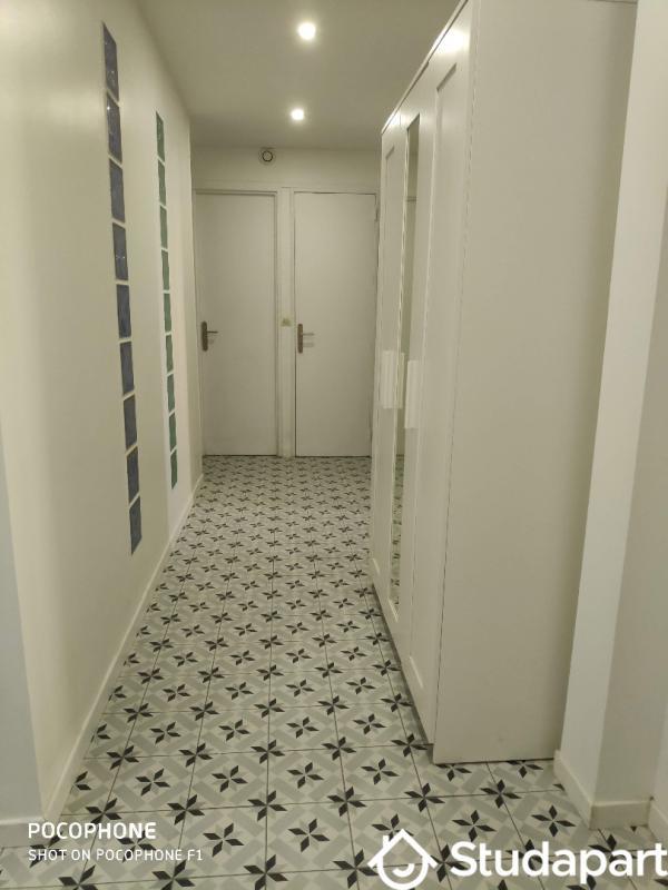 Chambre - 11 m² - 1 pièce