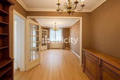 Maison - 165 m² - 7 pièces