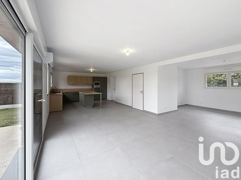 Maison - 137 m² - 6 pièces