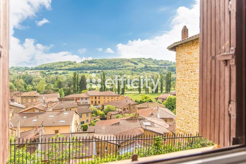 Maison - 106 m² - 4 pièces