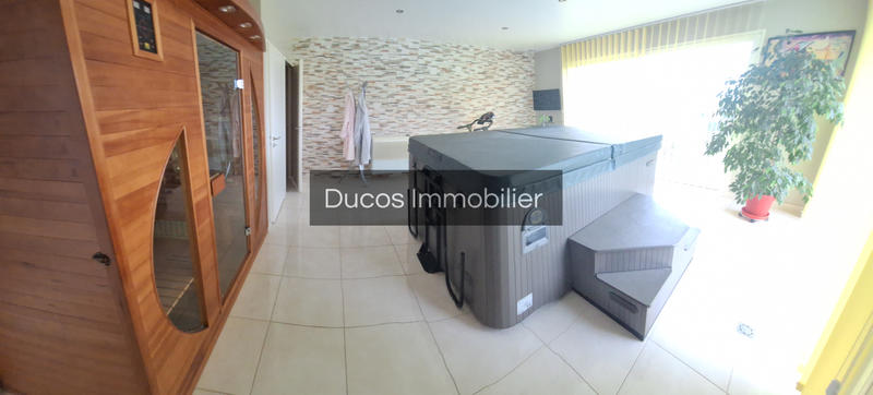 Maison - 183 m² - 6 pièces