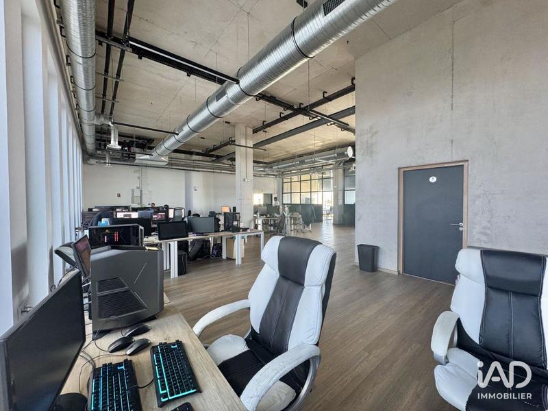 Bureau - 247 m²