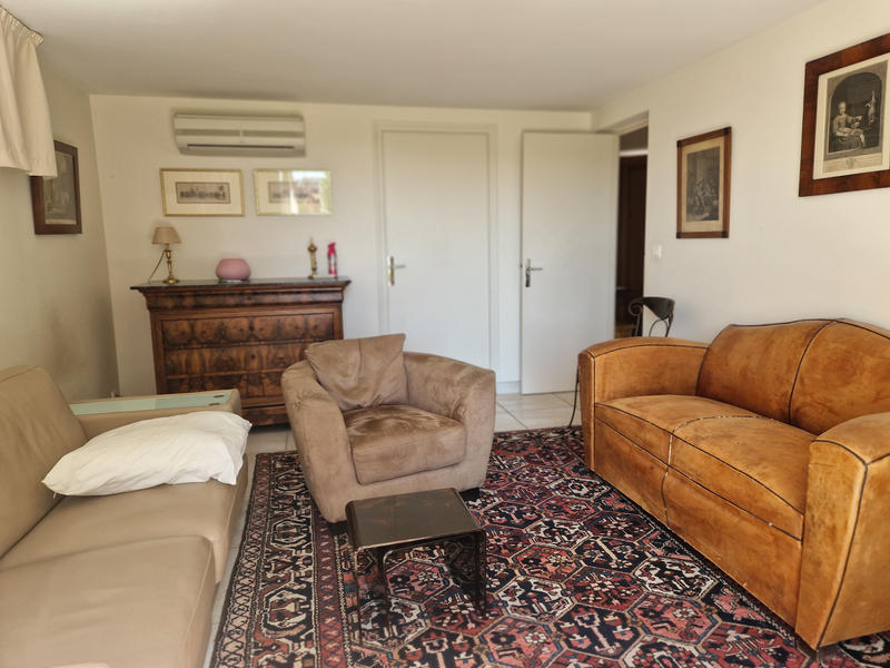 Villa - 140 m² - 7 pièces