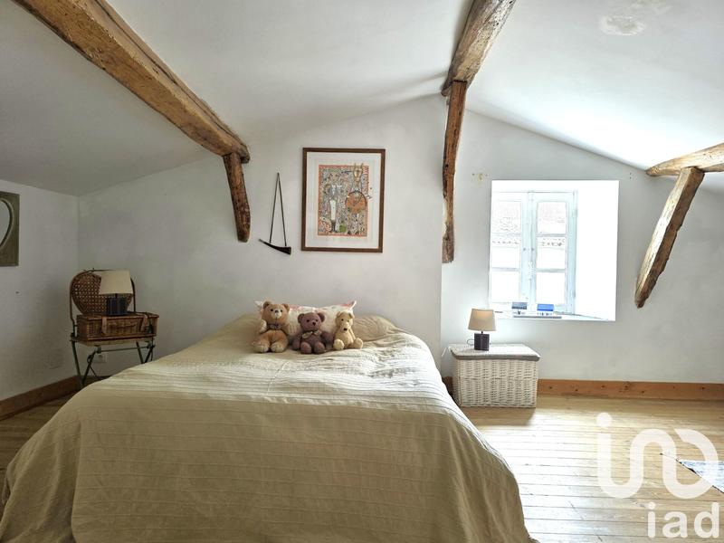 Maison - 298 m² - 11 pièces