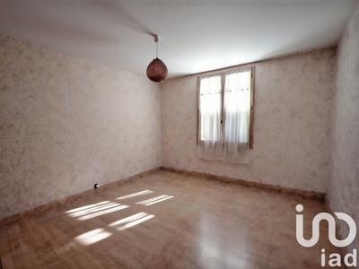 Maison - 96 m² - 6 pièces