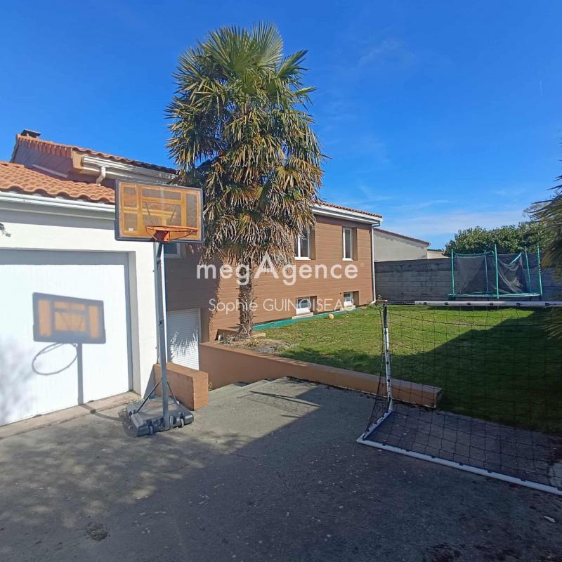 Maison - 120 m² - 6 pièces