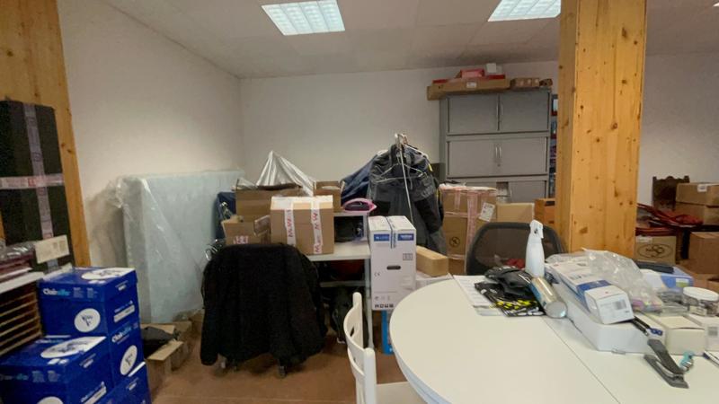 Local commercial - 1 083 m² - 8 pièces