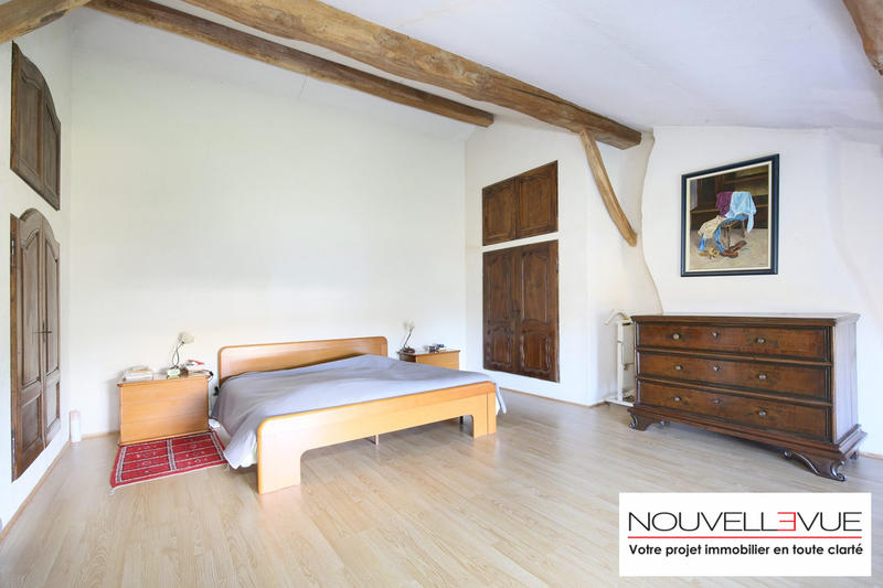 Ferme - 357 m² - 7 pièces