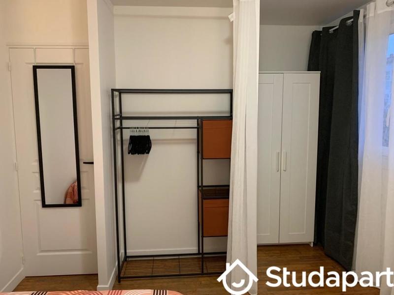 Chambre - 15 m² - 1 pièce