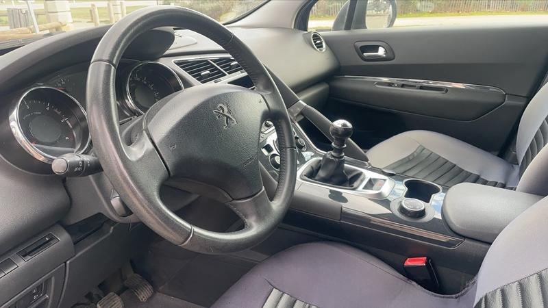 Peugeot 3008 I 1.6 HDi 115 Business Pack