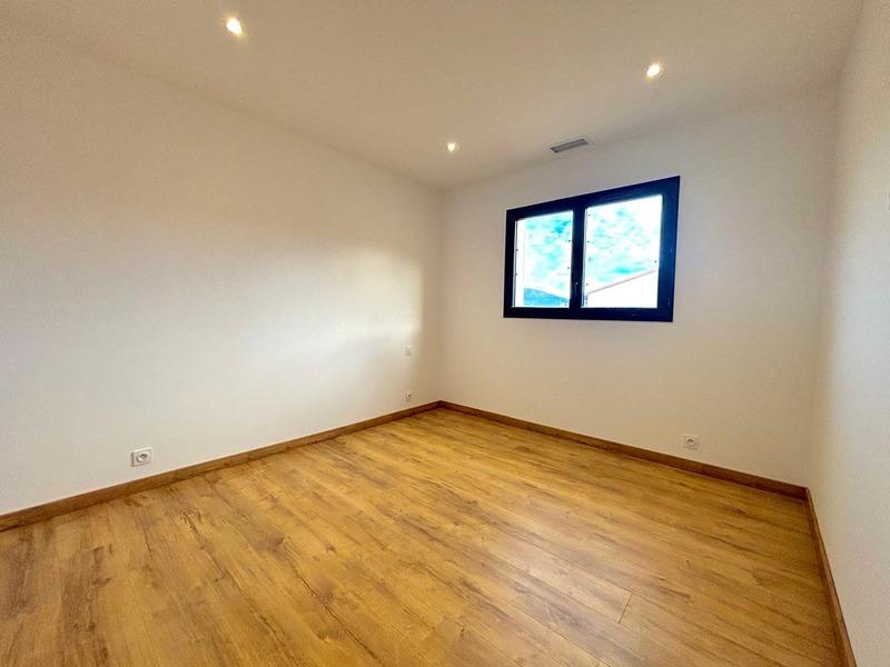 Maison - 112 m² - 4 pièces