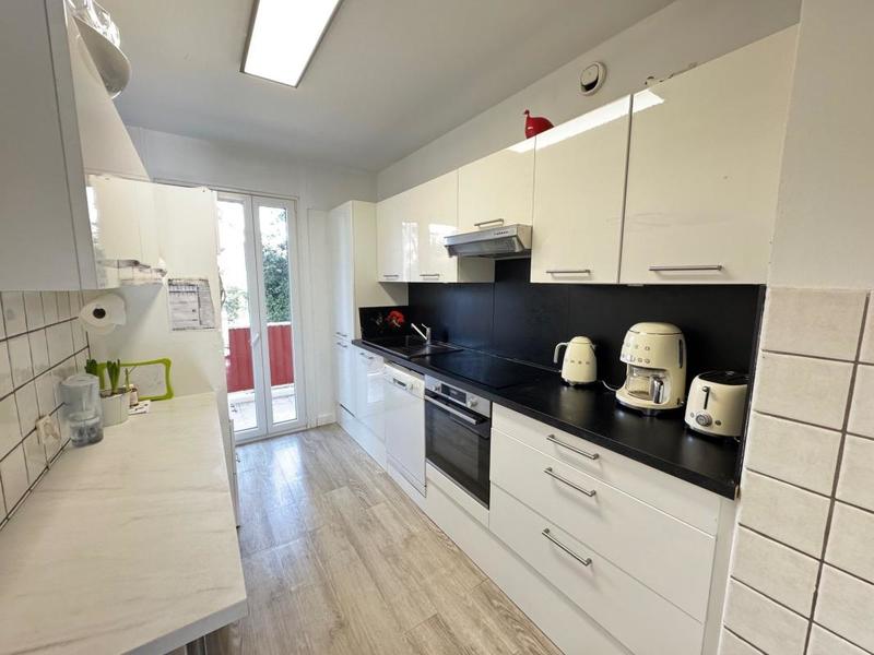 Appartement - 75 m² - 3 pièces