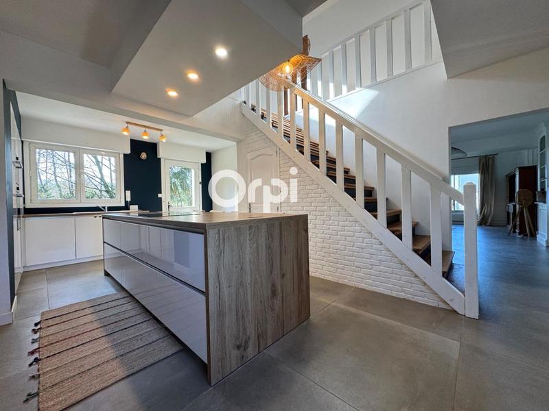 Maison - 170 m² - 4 pièces