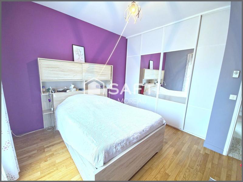 Maison - 196 m² - 8 pièces