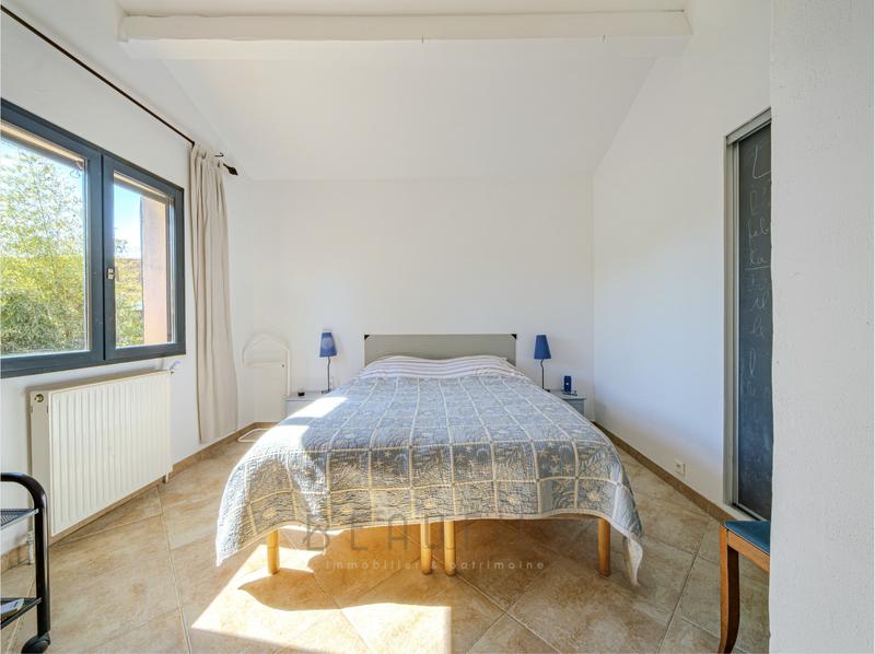 Villa - 167 m² - 4 pièces