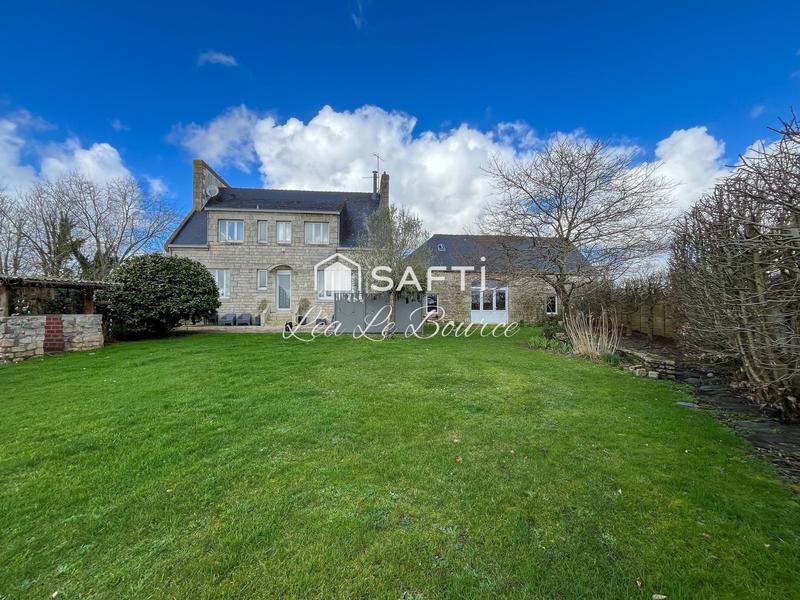 Maison - 223 m² - 8 pièces