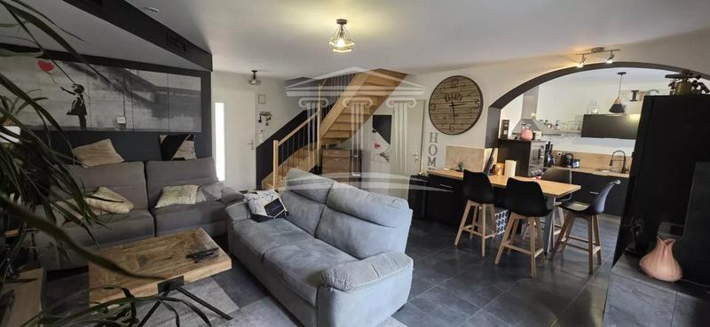 Maison - 100 m² - 5 pièces