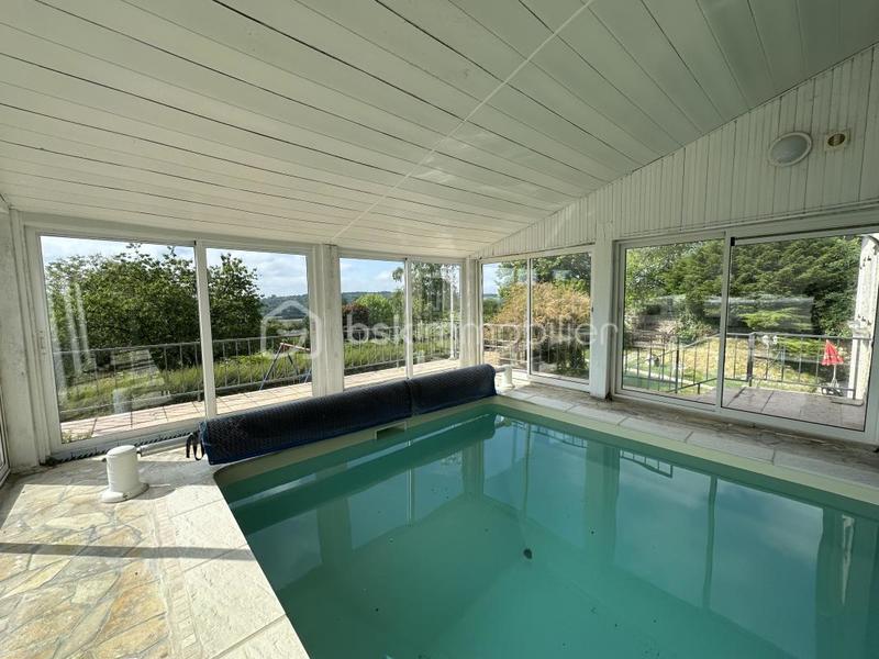 Maison ancienne - 180 m² - 7 pièces