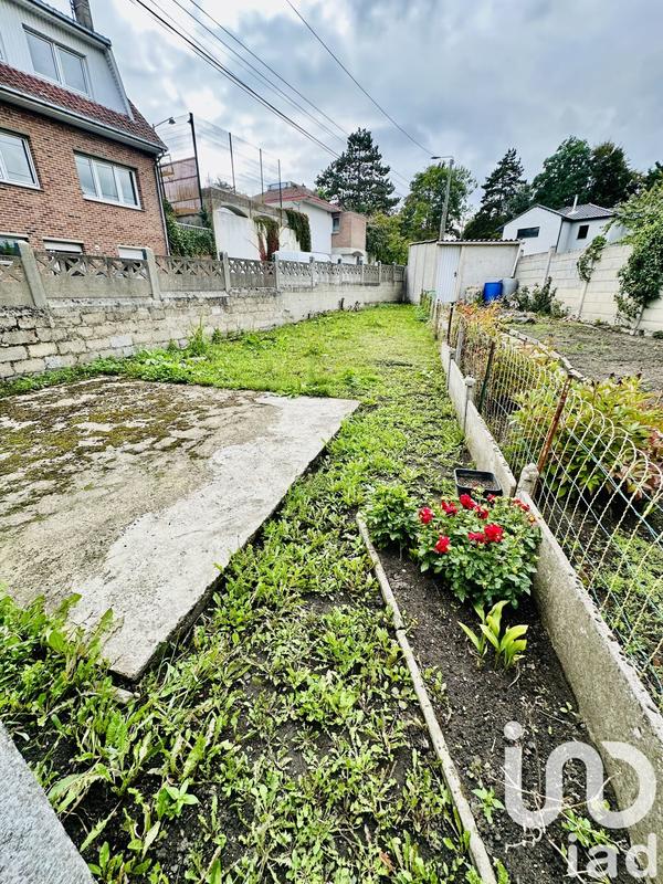 Maison - 95 m² - 5 pièces