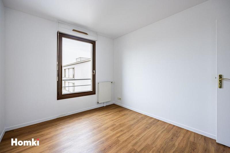Appartement - 82 m² - 4 pièces