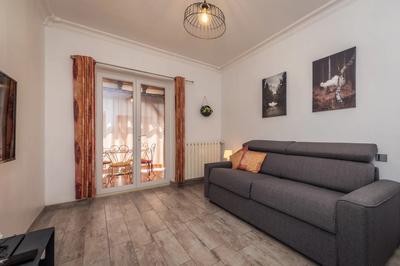 Maison - 206 m² - 7 pièces