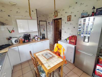 Maison - 83 m² - 4 pièces
