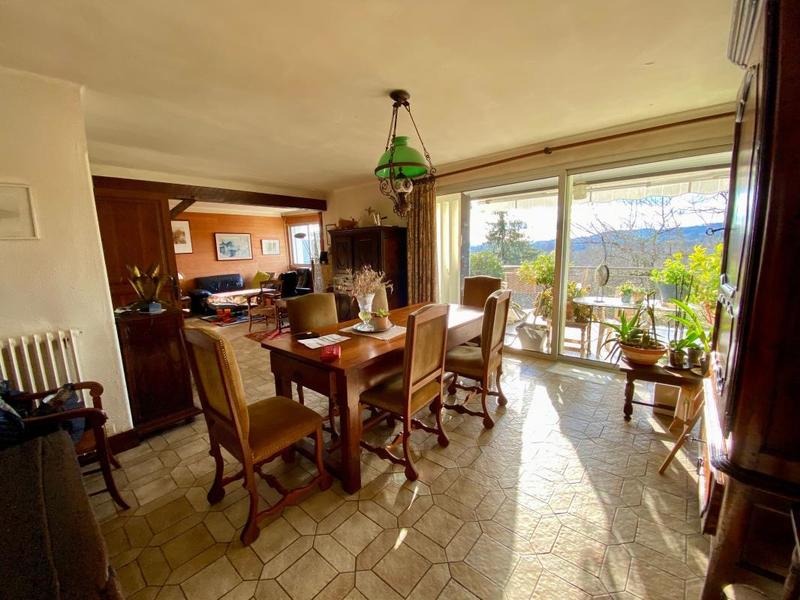 Maison - 165 m² - 6 pièces