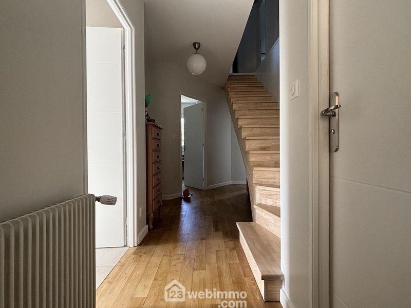 Maison - 189 m² - 7 pièces