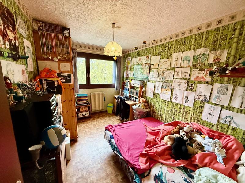 Appartement - 93 m² - 5 pièces