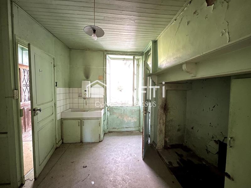 Maison - 150 m² - 10 pièces