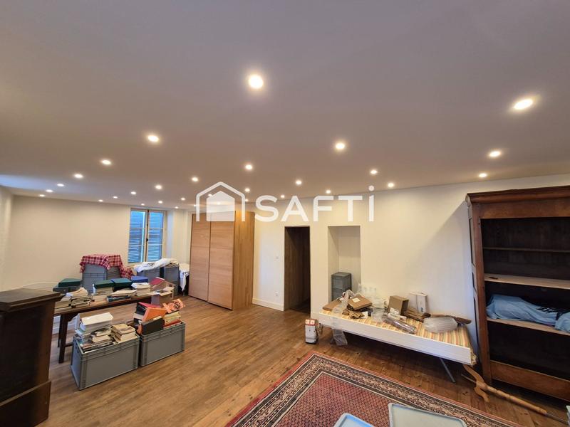 Maison de maîtres - 268 m² - 8 pièces