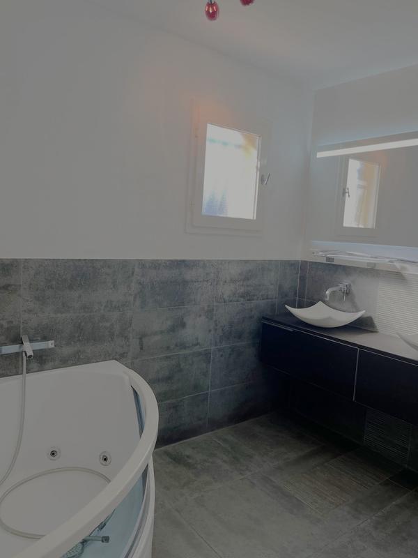 Maison - 180 m² - 7 pièces