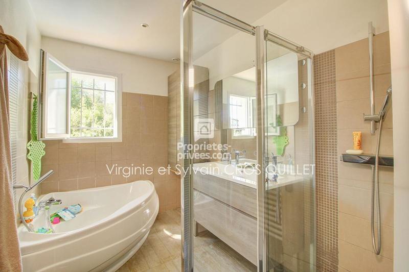 Maison - 149 m² - 6 pièces