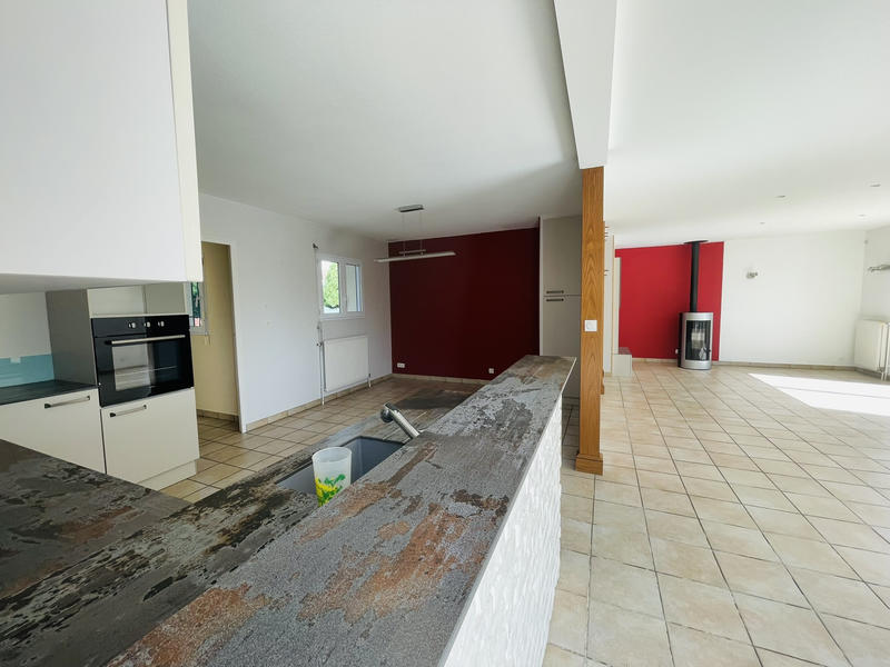 Maison - 207 m² - 8 pièces