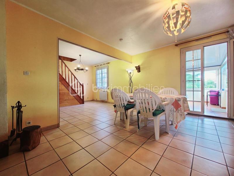 Maison - 115 m² - 6 pièces