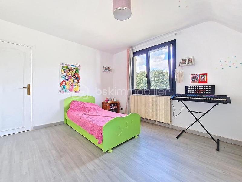 Maison traditionnelle - 158 m² - 6 pièces