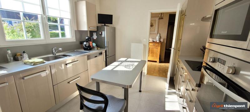 Pavillon - 140 m² - 6 pièces