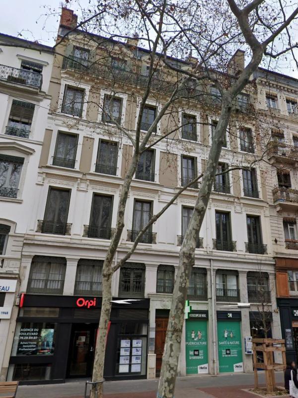 Immeuble - 925 m² - 15 pièces