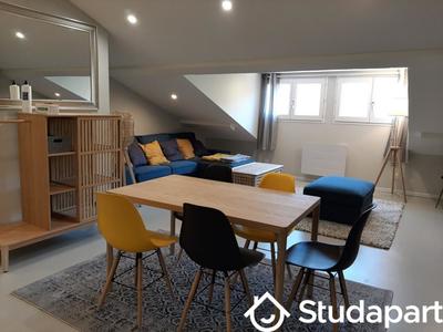 Chambre - 9 m² - 1 pièce