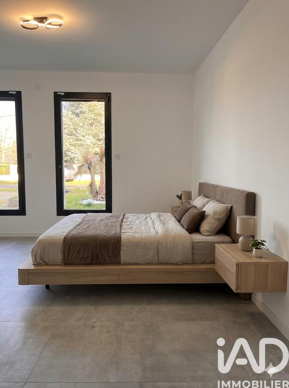 Maison - 142 m² - 6 pièces