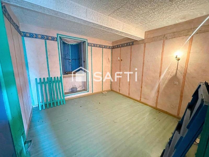 Maison - 207 m² - 7 pièces