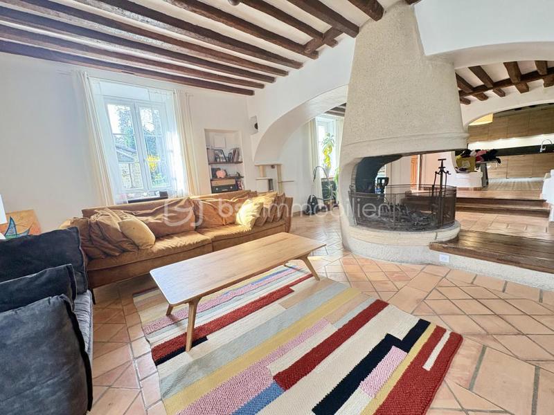 Demeure - 196 m² - 7 pièces