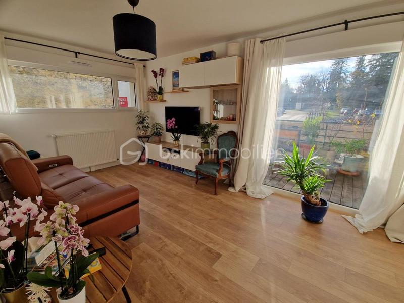 Appartement - 98 m² - 4 pièces