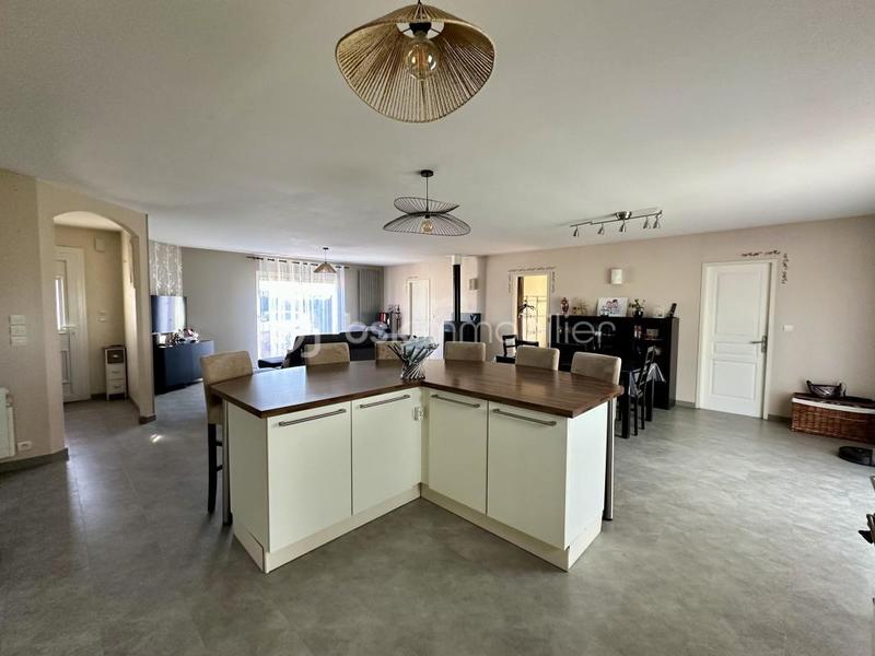 Maison - 154 m² - 7 pièces