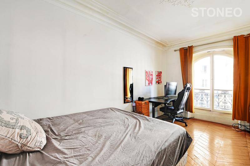 Appartement ancien - 104 m² - 5 pièces