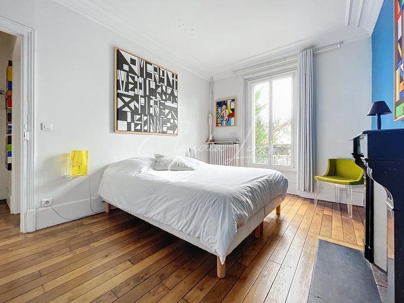 Maison - 143 m² - 9 pièces