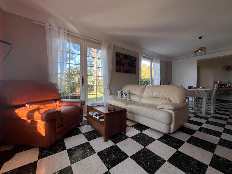 Maison - 112 m² - 4 pièces