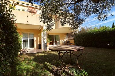 Appartement - 82 m² - 3 pièces